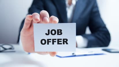 அடி தூள்.. 24ஆயிரம் பேருக்கு வேலை வாய்ப்பு.! எந்த துறைகளில் தெரியுமா.? ஒப்புதல் கொடுத்த தமிழக அரசு