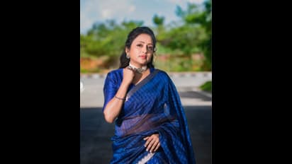 ಕಡಿಮೆ ಹಣದಲ್ಲಿ ಮನೆ ಖರೀದಿಸಿ ಎಂದು ಪ್ರಚೋದಿಸಿ ಮೋಸ ಮಾಡಿದ ನಿರೂಪಕಿ; ಮನೆಗೆ ನುಗ್ಗಿ ದಾಂಧಲೆ ಎಬ್ಬಿಸಿದ ಜನರು! 