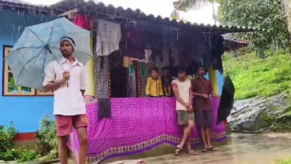 ಮಲೆನಾಡಿನಲ್ಲಿ ಧರೆ ಕುಸಿತದ ಆತಂಕದಲ್ಲಿರುವ 17 ಕುಟುಂಬಗಳು: ಬದಲಿ ಜಾಗದ ಬಗ್ಗೆ ಅಧಿಕಾರಿಗಳು ಹೇಳಿದ್ದೇನು?