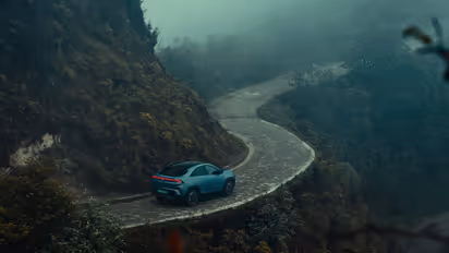 ಟಾಟಾದ ನೂತನ ಎಸ್‌ಯುವಿ ಕರ್ವ್‌ ಬಿಡುಗಡೆ: 585 ಕಿ.ಮೀ ರೇಂಜ್‌ ಕೊಡೋ ಈ ಕಾರಿನ ಬೆಲೆ ಎಷ್ಟು..!