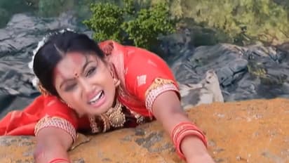 BTS ವೀಡಿಯೋ ಹಂಚಿಕೊಂಡ ಕೀರ್ತಿ, ಬೆಸ್ಟ್ ನಟಿ… ಪ್ರಶಸ್ತಿ ನಿನಗೆಂದ ತಾಂಡವ್‌ಗೆ  ನೆಟ್ಟಿಗರ ಕ್ಲಾಸ್ 