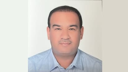 बिजनेस ट्रिप के दौरान खरीदा टिकट और जीत गया BMW 430i