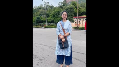 ತಿರುಪತಿ ತಿಮ್ಮಪ್ಪನ ದರ್ಶನ; ದೇವರು ಯಾವ ರೂಪದಲ್ಲಾದ್ರೂ ಕೈ ಹಿಡಿತಾನೆ ಎಂದ ನಟಿ ರಜಿನಿ