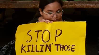 ನನ್ನ ಮಗಳಿಗೆ ನೋವಾಗುತ್ತೆ... ಪರಿಹಾರ ನಿರಾಕರಿಸಿದ ಕೋಲ್ಕತ್ತಾ ಟ್ರೈನಿ ವೈದ್ಯೆಯ ತಂದೆ