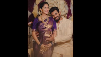 ನಿನ್ನಿಂದಾಗಿ ನಾನು ರಾಣಿಯಾದೆ…. ಮಗುವಿನ ನಿರೀಕ್ಷೆಯಲ್ಲಿರೋ ತುಂಬುಗರ್ಭಿಣಿ ಮಿಲನಾ ಮುದ್ದಾದ ಫೋಟೊಗಳು