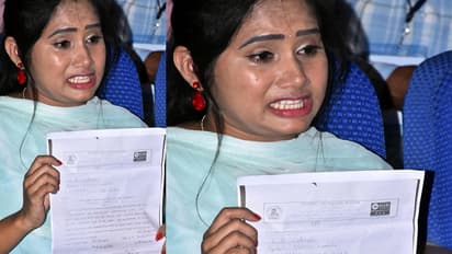 Kalaburagi: ಚಿನ್ನದ ಪದಕ ಪಡೆಯಲು ಬಂದವಳ ಕೈ ಸೇರಿತ್ತು ವಿಷಾದ ಪತ್ರ: ಕಣ್ಣೀರಿಟ್ಟ ವಿದ್ಯಾರ್ಥಿನಿ ರೋಶನಿ!