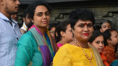 என் இடுப்பில் கை வைத்த சிரஞ்சீவி.. சட்டென என் அம்மா செய்த அந்த செயல் - செட்டில் நடந்ததை ஓப்பனாக சொன்ன அனுராதா!