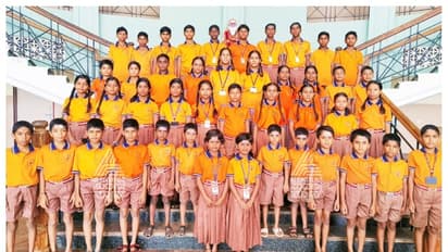 इस स्कूल में 4000 छात्रों के बीच 23 जुड़वां बच्चों का अनोखा संयोग