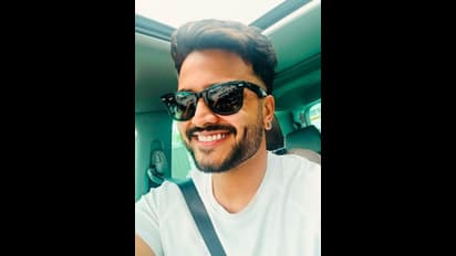 ವರಮಹಾಲಕ್ಷ್ಮಿ ಹಬ್ಬದಂದು ಮನೆ ಮೆನೆಗೂ ಬರ್ತಿದ್ದಾರೆ ವಿಜಯ್ ಸೂರ್ಯ; ದೃಷ್ಟಿಬೊಟ್ಟು ಇಟ್ಕೊಳ್ಳಕ್ಕೆ ರೆಡಿನಾ?