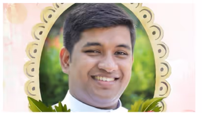 ദേശീയ പതാക താഴ്ത്തുന്നതിനിടെ കൊടിമരം ചെരിഞ്ഞ് വൈദ്യുതി ലൈനിൽ തട്ടി; ഷോക്കേറ്റ് വൈദികൻ മരിച്ചു