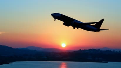 23 റിയാല്‍ മുതൽ വിമാന ടിക്കറ്റ് നിരക്ക്; ഇന്ത്യയടക്കം വിവിധ സെക്ടറുകളിൽ പരിമിതകാല ഫ്ലാഷ് സെയിലുമായി ഒമാൻ എയർ