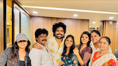 விஜய் டிவி 'மகாநதி' சீரியல் ஹீரோ ருத்ரன் பிரவீனுக்கு குழந்தை பிறந்தது! குவியும் வாழ்த்து!