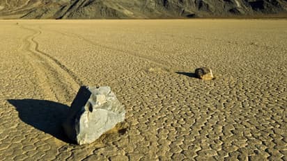 Rare earths : మీ భూముల్లో అలాంటి రాళ్లు ఉన్నాయా... అయితే బంగారం ఉన్నట్లే!