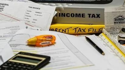 Tax भरने के बाद कर रहे रिफंड का इंतजार तो रहें सावधान, वरना पड़ जाएंगे लेने के देने