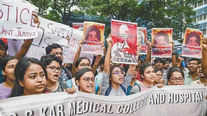 ವೈದ್ಯೆಯ ಮೇಲಿನ ಅತ್ಯಾಚಾರ, ಹತ್ಯೆ: 10 ಲಕ್ಷ+ ವೈದ್ಯರಿಂದ ಮುಷ್ಕರ, ದೇಶಾದ್ಯಂತ ಆಸ್ಪತ್ರೆಗಳು ಬಂದ್