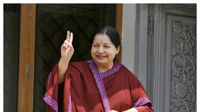 செங்கோட்டையன் கோவத்திற்கு காரணம் என்ன.? ஜெயக்குமார் கொடுத்த புதிய விளக்கம்