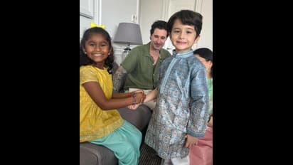 ಪತಿ ಮಕ್ಕಳ ಜೊತೆ ರಕ್ಷಾ ಬಂಧನ ಆಚರಿಸಿದ ಸನ್ನಿ ಲಿಯೋನ್: ಫೋಟೋಸ್ ವೈರಲ್