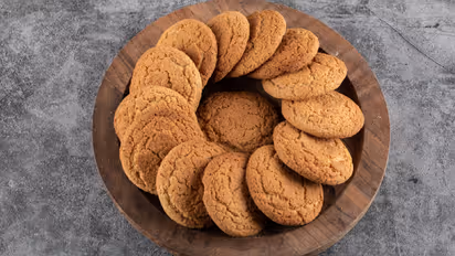 ಬಿಸ್ಕತ್ತು ತಿನ್ನುವ ಅಭ್ಯಾಸವಿದೆಯೇ? ಮಿತಿಮೀರಿದರೆ ಮಕ್ಕಳ ಆರೋಗ್ಯಕ್ಕೆ ಸಂಚಕಾರ!