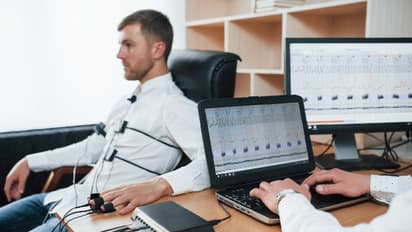 दिल की धड़कने कर देती हैं सच बयां, जानिए क्या है Polygraph test की खास बातें
