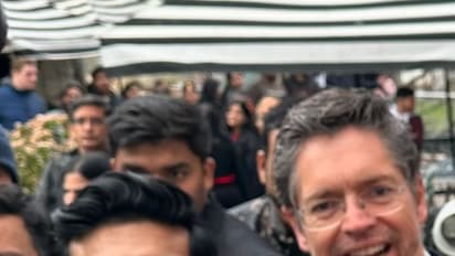 ರಾಮ್ ಚರಣ್ ಜೊತೆ ಸೇಲ್ಫಿ ತೆಗೆದುಕೊಳ್ಳುವ ಆಸೆ ಈಡೇರಿತು; ಮೆಲ್ಬೋರ್ನ್‌ ಮೇಯರ್‌ ನಿಕ್ ರೀಸ್ ಪೋಸ್ಟ್ ವೈರಲ್!