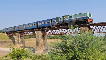 சுதந்திரம் அடைந்து 77 ஆண்டுகளுக்குப் பிறகும், ஆங்கிலேயர் கட்டுப்பாட்டில் உள்ள ஒரே ரயில்வே வழித்தடம்!!