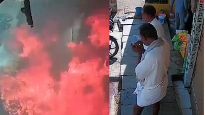 ಒಂದು ಬೀಡಿಯ ಕತೆ: ಕಿಡಿ ತಾಕಿಸಿ ಉಫ್ ಎಂದ ಬೆನ್ನಲ್ಲೇ ಅಂಗಡಿ, ವಾಹನ ಎಲ್ಲಾ ಸುಟ್ಟು ಭಸ್ಮ!