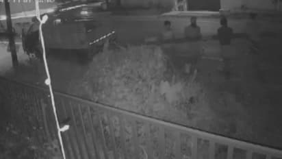 വയറുകൾ മുറിച്ച് ഇളക്കി മാറ്റും പിന്നാലെ അടിച്ച് മാറ്റും, പാലക്കാട് ടെലിഫോൺ തൂണ് മോഷണം പതിവ് 