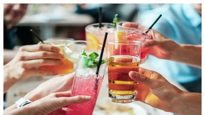 'ആൽക്കഹോൾ ഏഴുതരം കാൻസറിന് കാരണമാകും'; ലേബലിൽ ഉപഭോക്തക്കൾക്ക് മുന്നറിയിപ്പ് നൽകണമെന്ന് യുഎസ് സർജൻ ജനറൽ