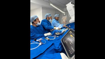 ಸಂಸದರಾದ್ರೂ ವೃತ್ತಿಧರ್ಮ ಮುಂದುವರಿಸಿದ ಡಾ. ಸಿಎನ್‌ ಮಂಜುನಾಥ್! ವ್ಯಕ್ತಿಗೆ ಯಶಸ್ವಿ ಸರ್ಜರಿ!