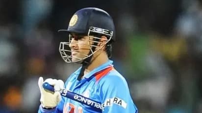 எதிரணி தவறு செய்யும் வரை தோனி காத்திருந்து காலி செய்வார்; முன்னாள் பயிற்சியாளர் சுவாரசிய தகவல்!