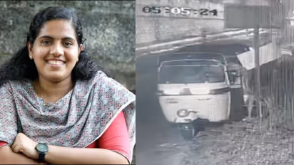 'വീഡിയോ വാട്സാപ്പിൽ കിട്ടി, ഓട്ടോ പൊലീസിന് കൈമാറി, നിങ്ങൾക്കും അറിയിക്കാം', മേയറുടെ നടപടി മാലിന്യം തള്ളിയതിൽ