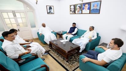 ಮುಡಾ ಕೇಸ್ನಲ್ಲಿ ನನ್ನಿಂದ ಒಂದೇ ಒಂದು ಸಣ್ಣ ತಪ್ಪು ಕೂಡ ಆಗಿಲ್ಲ; ಹೈಕಮಾಂಡ್ಗೆ ಹೇಳಿದ ಸಿದ್ದರಾಮಯ್ಯ!