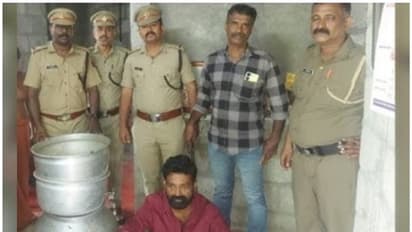 സിൽവർ ചാരായത്തിന് ഡിമാൻഡ് കണ്ട് വാടകയ്ക്ക് വീടെടുത്ത് വാറ്റ്; തുടരുന്നതിനിടെ രഹസ്യമായറിഞ്ഞ് എക്സൈസുകാരെത്തി