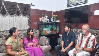 "ஒரு மகனாக என் வீட்டிற்கு வந்த விஜய்" அன்று நடந்த சுவாரசிய உரையாடல் - பிரேமலதா ஓபன் டாக்!