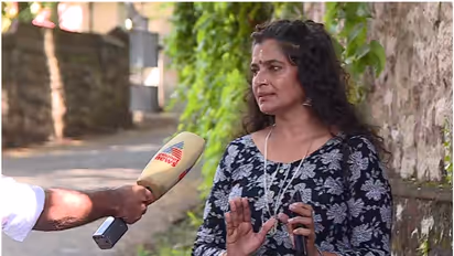 '2013 ല് അന്നത്തെ സൂപ്പര്സ്റ്റാര് തന്നെ കടന്നുപിടിച്ചു; പിന്നീട് മാപ്പ് പറഞ്ഞ് തലയൂരി': നടി സോണിയ മല്ഹാര്