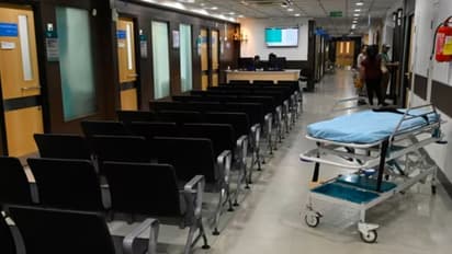 ಆಸ್ಪತ್ರೆಯ ಅದೊಂದು ಡೋರ್ ಸರಿ ಇರ್ತಿದ್ರೆ ಬದುಕುಳಿತಿದ್ರ ಕೋಲ್ಕತಾ ಟ್ರೈನಿ ವೈದ್ಯೆ