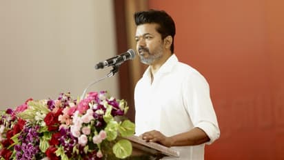 தளபதியின் த.வெ.க மாநாடு தேதி குறிச்சாச்சு! எங்கு - எப்போது? விஜய் போட்ட உத்தரவால் பரபரக்கும் பணிகள்!