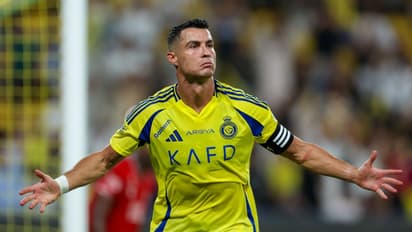 Cristiano Ronaldo scores stunning free-kick in Al-Nassr's win; inches closer to 900 career goals (WATCH)