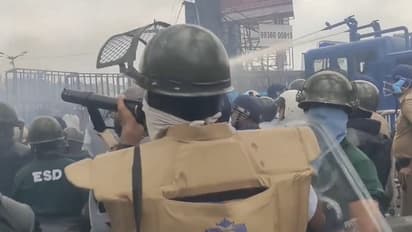 ಸಿಎಂ ಮಮತಾ ಬ್ಯಾನರ್ಜಿ ರಾಜೀನಾಮೆಗೆ ಆಗ್ರಹಿಸಿ  ವಿದ್ಯಾರ್ಥಿ ಸಂಘಟನೆಗಳ ಬೃಹತ್ ಪ್ರತಿಭಟನೆ