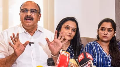 அன்று பாவன நடந்த சோகம் .. இன்று ரேவதியா? ஓடும் காரில் பாலியல் வன்கொடுமை - நடிகை பாவனாவிற்கு அன்று நடந்து என்ன?