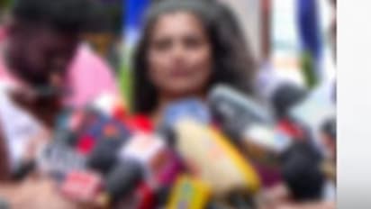 വ്യക്തിപരമായ നേട്ടത്തിനല്ല പരാതി നൽകിയത്, വീട്ടുകാരെ ബോധ്യപ്പെടുത്തിയ ശേഷം നടന്റെ പേര് പറയും; പരാതിപ്പെട്ട നടി