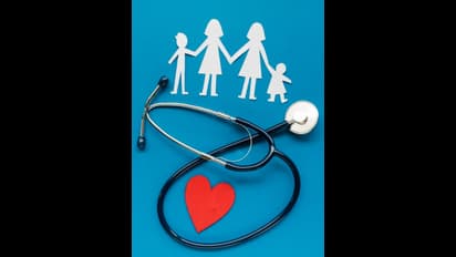 Centre extends Ayushman health insurance coverage to all above 70