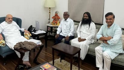 BREAKING: Former Jharkhand CM Champai Soren joins BJP in Ranchi