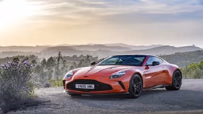 ಬರೀ 3.4 ಸೆಕೆಂಡ್‌ನಲ್ಲಿ 0-100 KM ಸ್ಪೀಡ್‌, ಆಸ್ಟನ್‌ ಮಾರ್ಟಿನ್‌ 2024 Vantage ಭಾರತದಲ್ಲಿ ಲಾಂಚ್‌, ಬೆಲೆ ಎಷ್ಟು ಗೊತ್ತಾ?