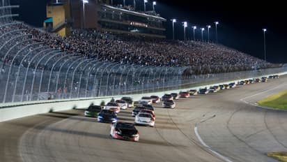 காஸ்ட்ரோல் அதிரடி உயர்வு! பங்குச் சந்தையில் முதலீட்டாளர்களுக்கு நல்ல காலம்