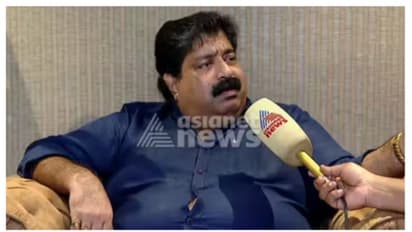 നടിയെ പീഡിപ്പിച്ച കേസ്: അഡ്വ. വി.എസ് ചന്ദ്രശേഖരൻ ചോദ്യംചെയ്യലിനെത്തി