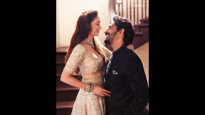  VOGUE மேகசீனுக்கு அதிதி - சித்தார்த் கொடுத்த ரொமான்டிக் போஸ்! திருமணம் எங்கே? சீக்ரெட்டை ரிவீல் செய்த நடிகை!