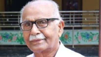 കായംകുളം നഗരസഭാ മുൻ ചെയർമാനും സിപിഎം നേതാവുമായ എം ആർ രാജശേഖരൻ അന്തരിച്ചു
