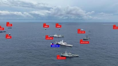 சீனக் கப்பல்களின் ஆபத்தான சூழ்ச்சி: பிலிப்பைன்ஸ் கடலோரக் காவல்படை அதிர்ச்சி