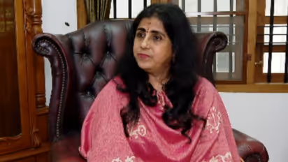 ಕೇರಳ ಕಾಂಗ್ರೆಸ್ಸಲ್ಲೂ ಚಿತ್ರರಂಗ ರೀತಿ ಸೆಕ್ಸ್ ದಂಧೆ: 'ಕೈ' ನಾಯಕಿ ಸಿಮಿ ರೋಸ್